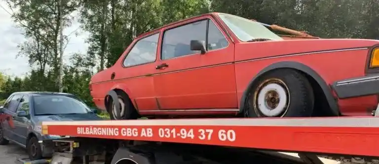 Jämförelse av bilskrot i Kungälv med olika bildelar och alternativ